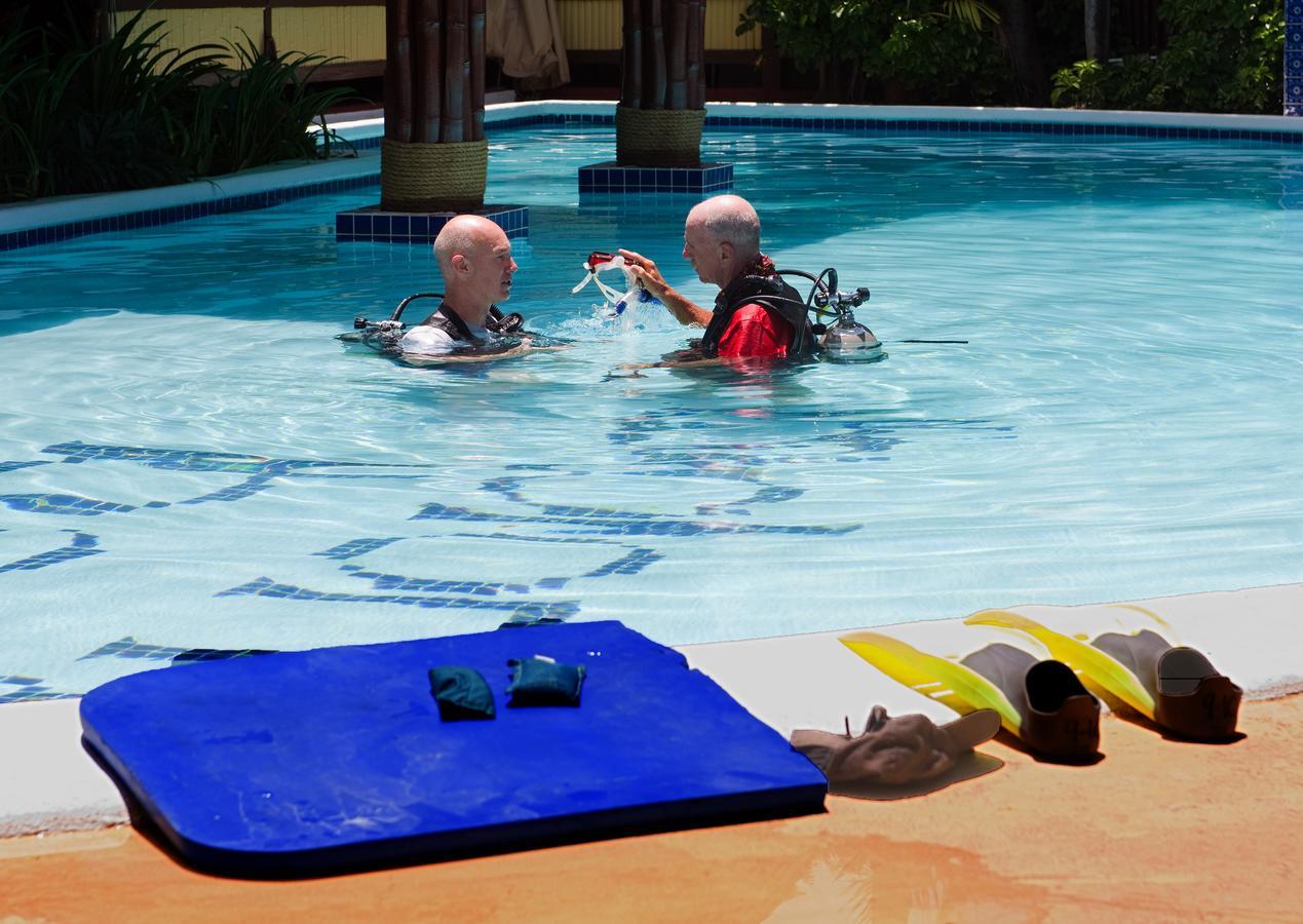 Bolongo Bay Beach Resort All Inclusive מראה חיצוני תמונה